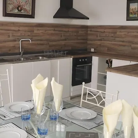 100 M2 Pour Les Vacances Ou Le Business Apartment